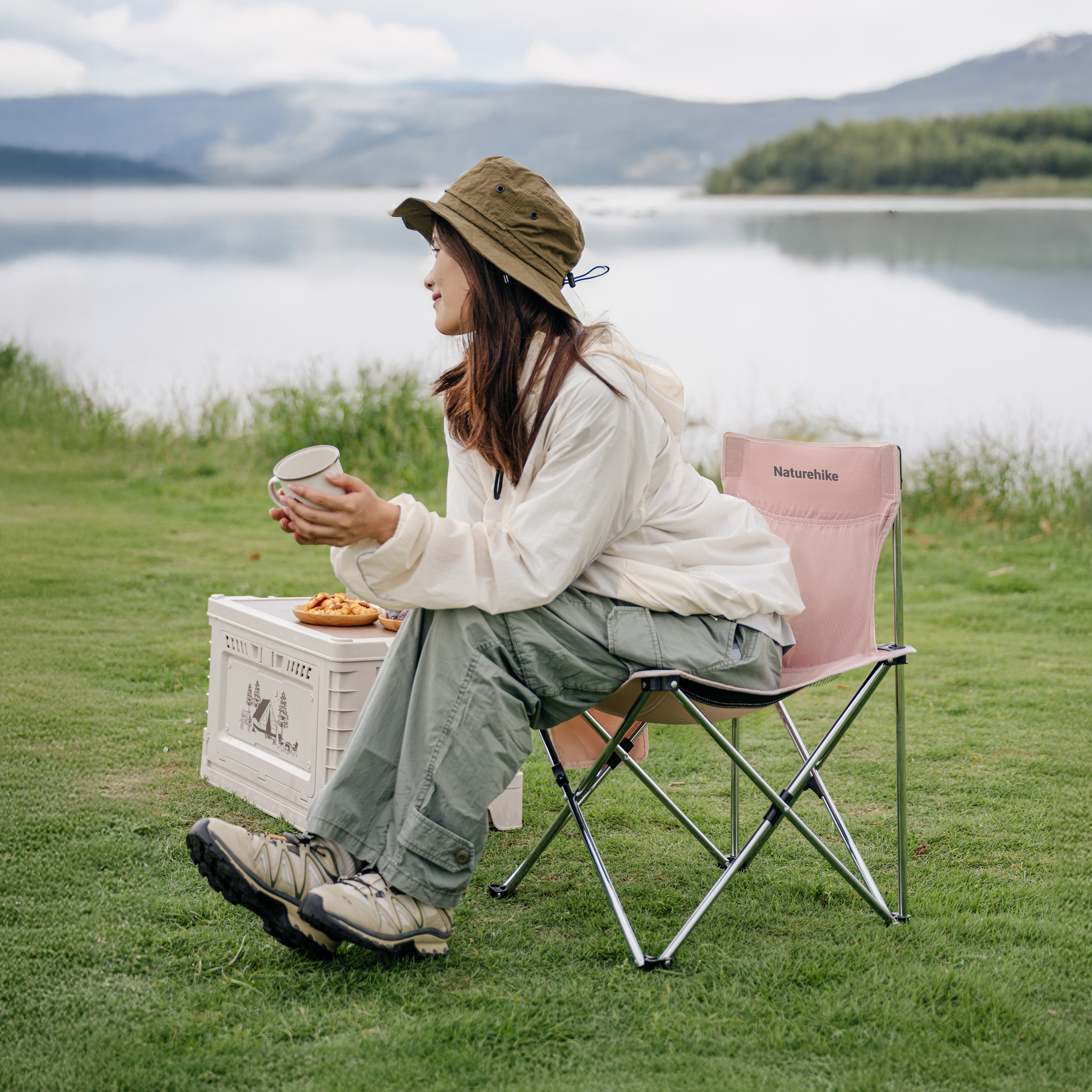 Naturehike skládací kempingová židle T01 - černá